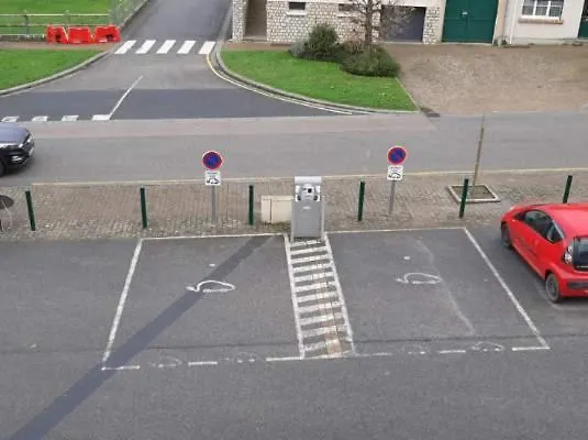 شقة Le Plain Pied Sur Place Le Mêle-sur-Sarthe