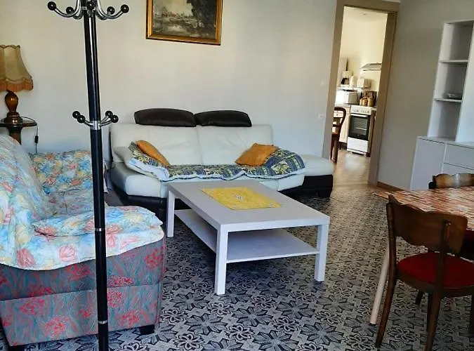 شقة Le Plain Pied Sur Place Le Mêle-sur-Sarthe