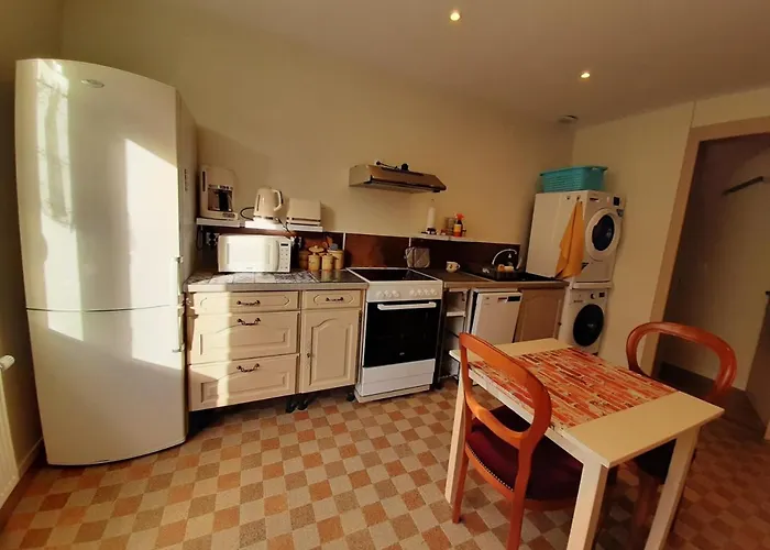 Le Plain Pied Sur Place Appartement